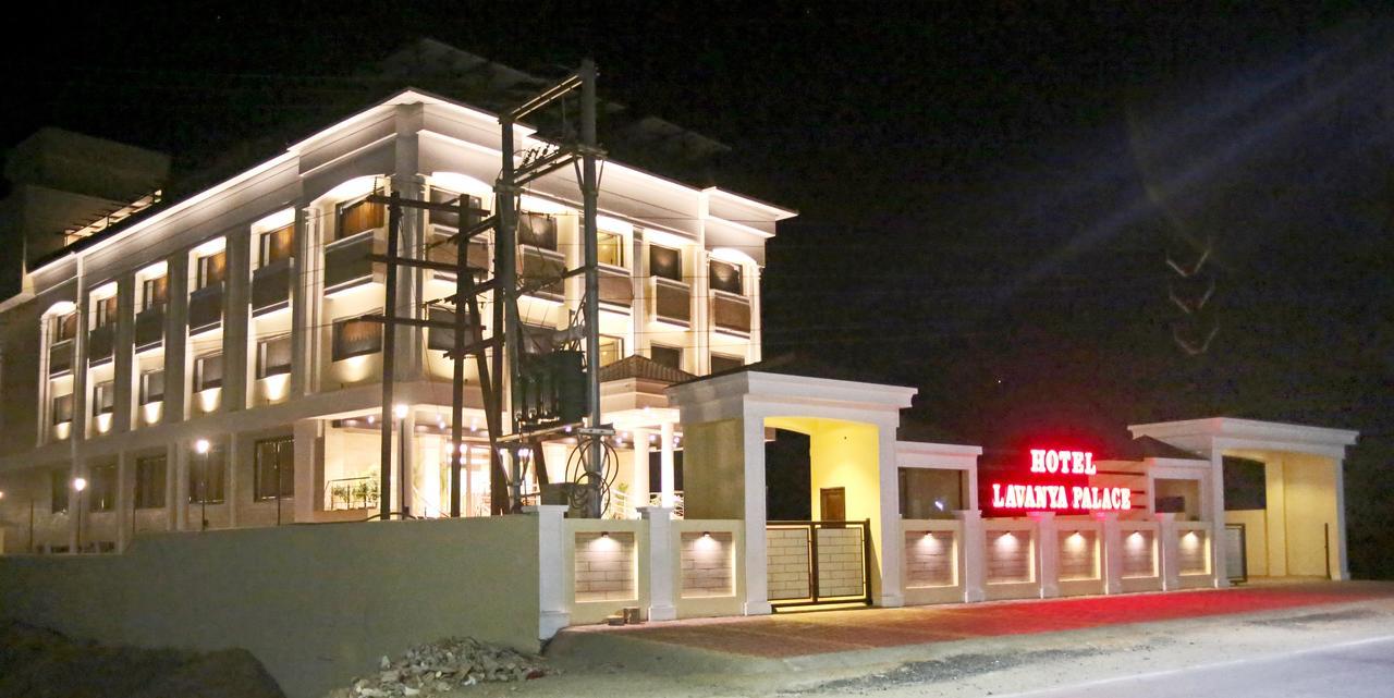 Hotel Lavanya Palace Ratlam Luaran gambar